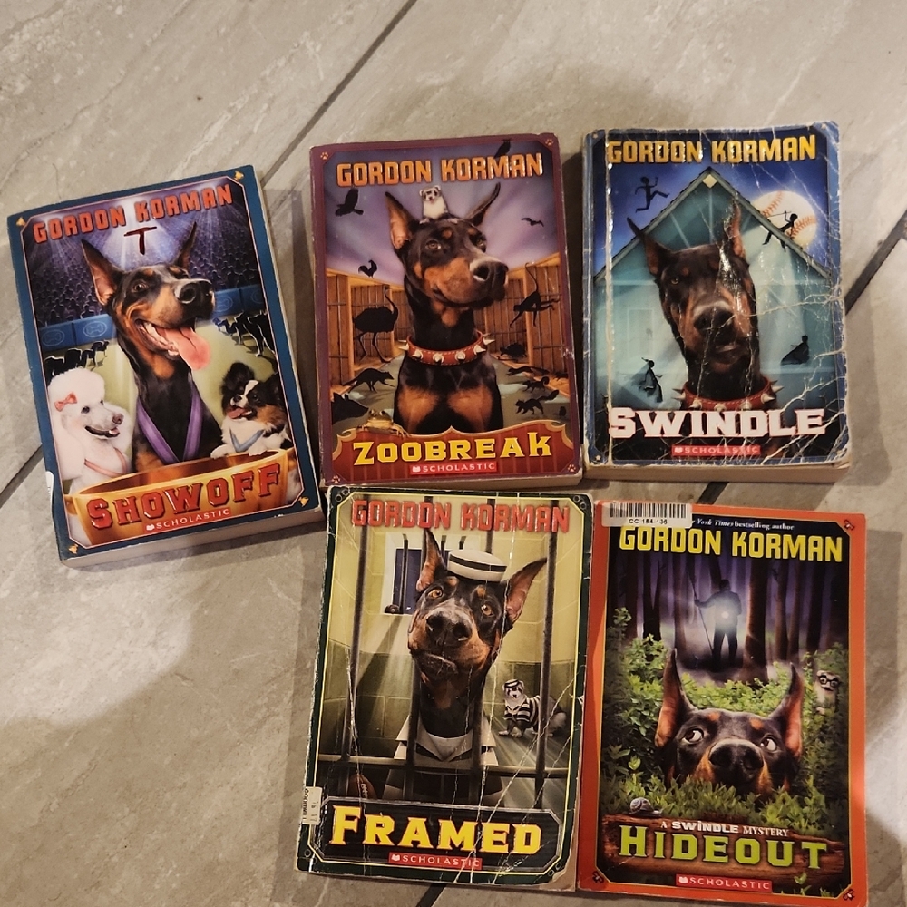 Dog Adventure Book Set